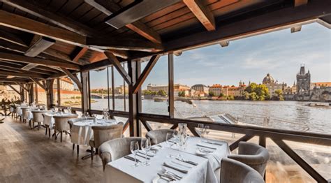 romanticka restaurace praha|10 nejromantičtějších restaurací v Praze 